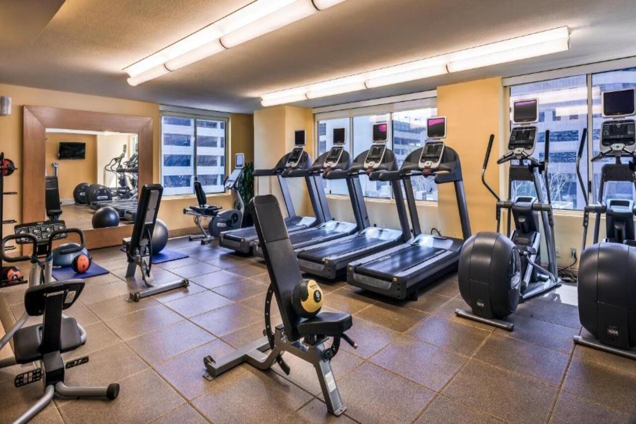 Hilton Woodland Hills/ Los Angeles Exterior foto