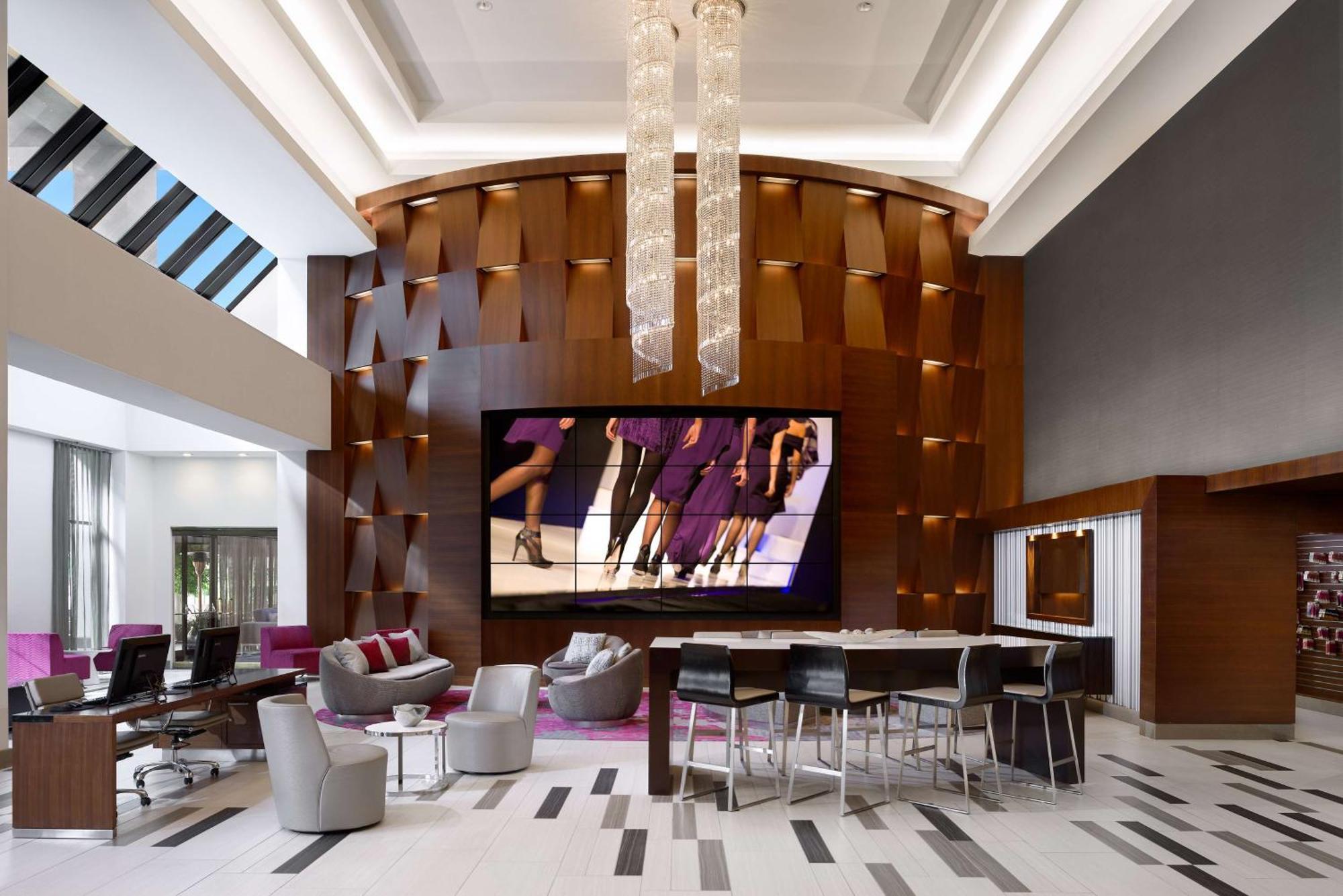 Hilton Woodland Hills/ Los Angeles Exterior foto